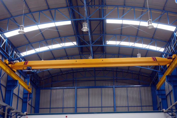 EOT CRANE